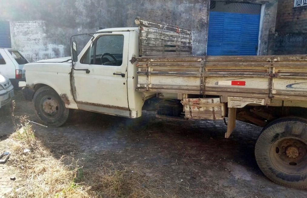 TRÂNSITO  Menor conduzido caminhão atropela e mata mulher em São Miguel dos Campos