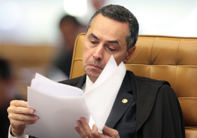 FIM DE CARREIRA  Aposentadoria compulsória de juiz extingue foro especial, diz Barroso