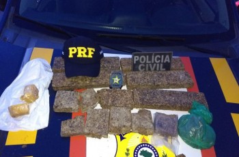 PC e PRF prendem em flagrante mulher que transportava drogas para Palmeira dos Índios