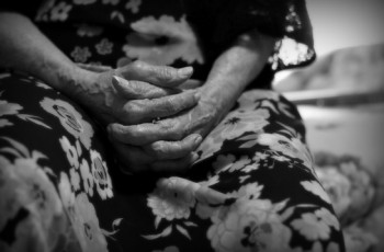 Homem estupra sogra de 86 anos, que sofre de Alzheimer, em Craíbas