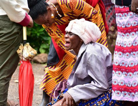 MUNDO Tumulto deixa 20 mortos durante culto evangélico na Tanzânia
