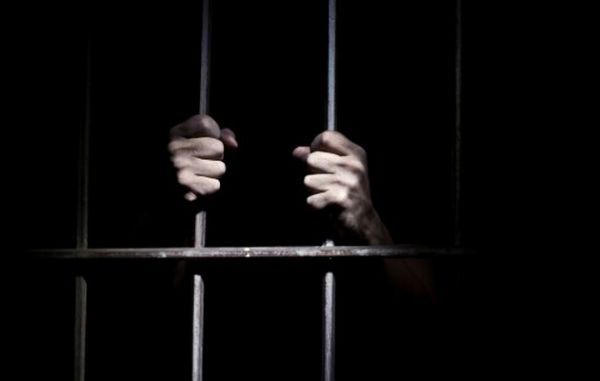 Silêncio eloquente Decreto afronta lei ao abrir brecha para prisão para expulsão de estrangeiros