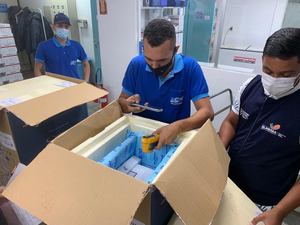 Alagoas recebe mais 10.530 doses da vacina Pfizer nesta quarta (27)