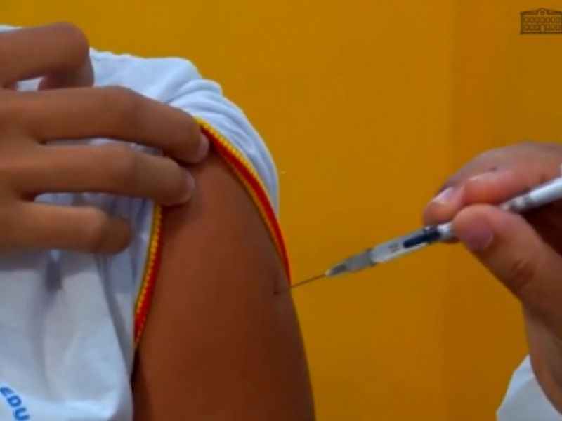 PENEDO:Prefeitura disponibiliza transporte para vacinar estudantes das escolas da SEMED