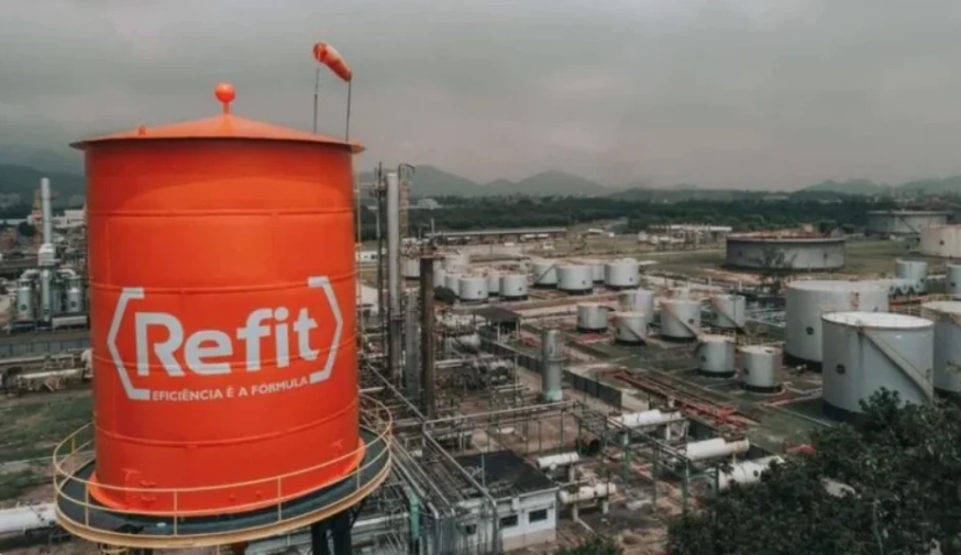 ANP interdita refinaria da Refit por suspeita de fraude na venda de combustíveis